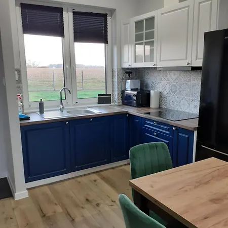 Sarenkowo Dom Z Balia Ogrodowa Lägenhet