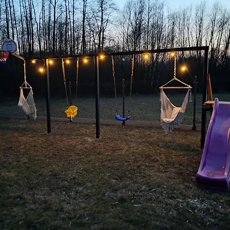 Sarenkowo Dom Z Balia Ogrodowa Lägenhet