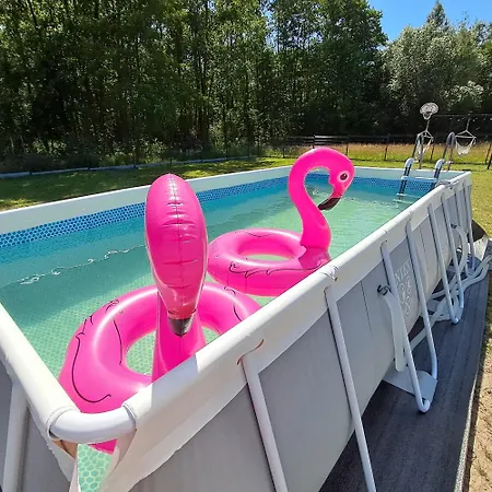 Sarenkowo Dom Z Balia Ogrodowa Lägenhet